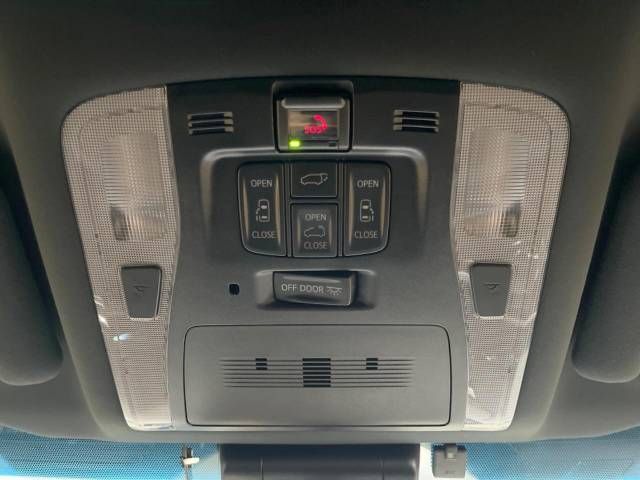 Toyota ALPHARD 2021-07 184579-8