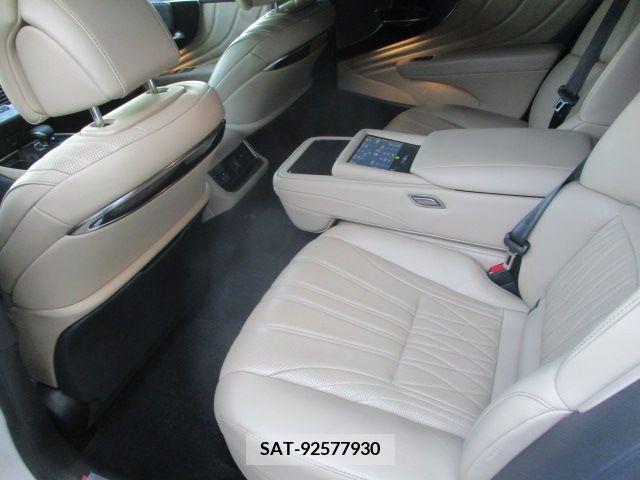 Lexus LS 2021-05 275451-12