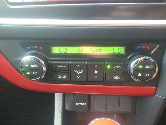 Toyota AURIS 2013-10 10160-7