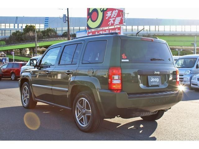 Jeep PATRIOT 2010-05 191756-16