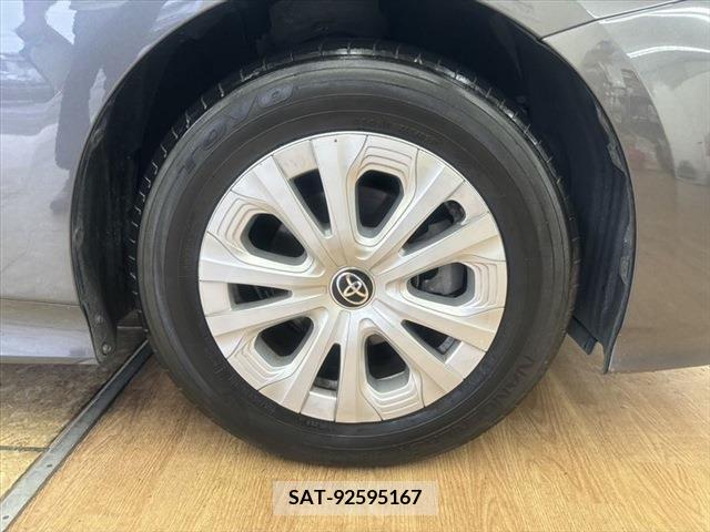 Toyota PRIUS 2022-02 282196-12