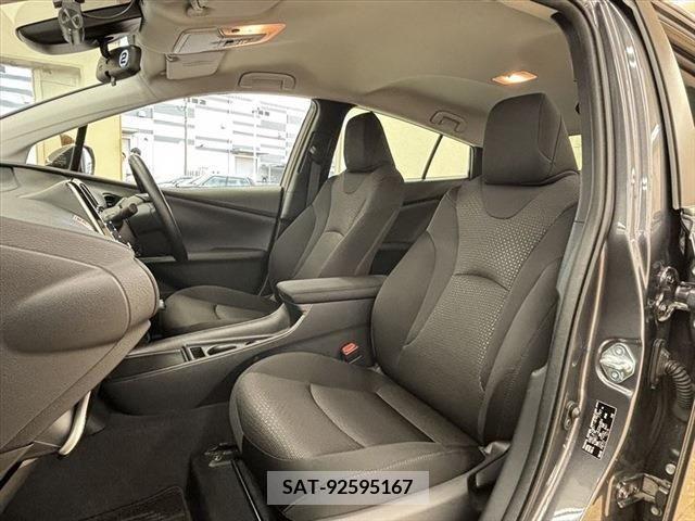 Toyota PRIUS 2022-02 282196-19