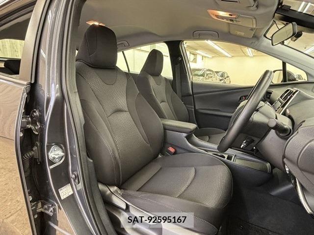 Toyota PRIUS 2022-02 282196-17