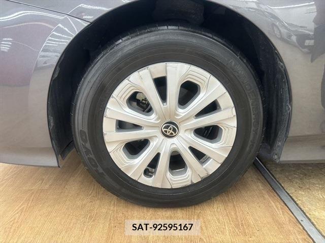 Toyota PRIUS 2022-02 282196-15