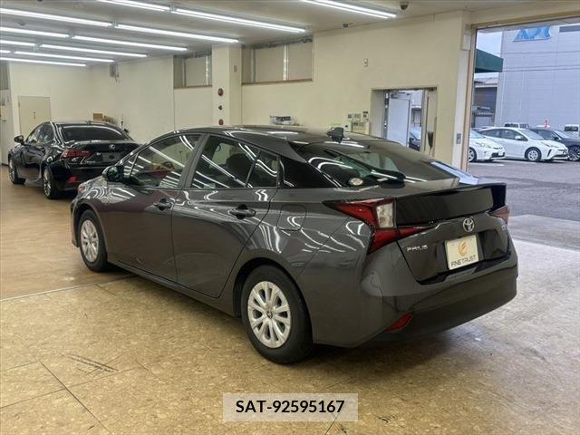 Toyota PRIUS 2022-02 282196-6