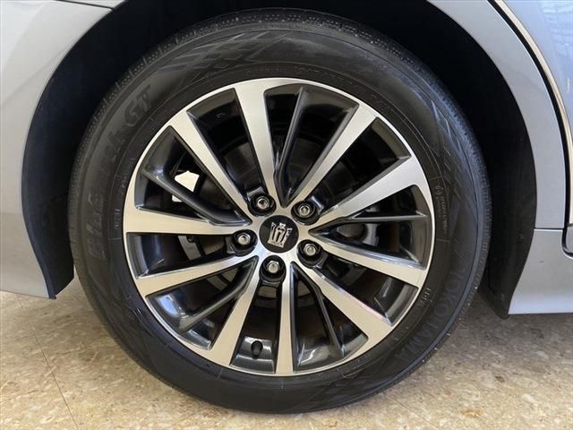 Toyota CROWN SEDAN 2018-11 18951-15