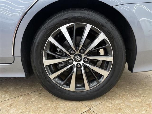 Toyota CROWN SEDAN 2018-11 18951-16