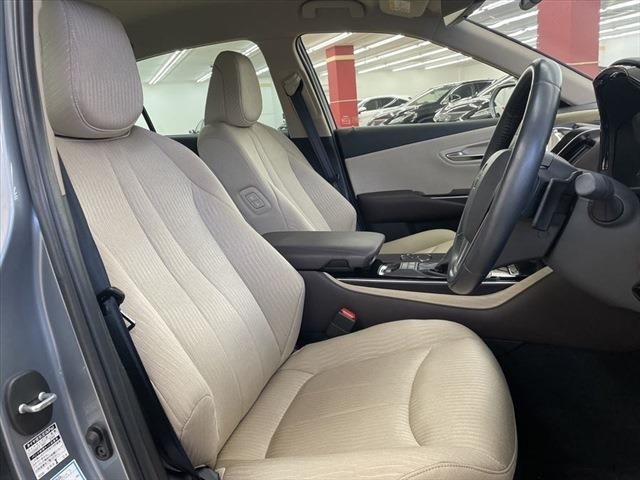 Toyota CROWN SEDAN 2018-11 18951-19