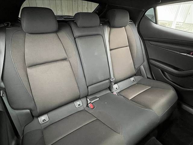 Mazda MAZDA3 2019-09 18566-8