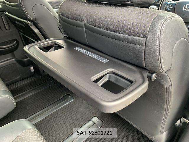 Honda STEP WGN 2015-05 324672-15