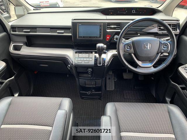 Honda STEP WGN 2015-05 324672-2
