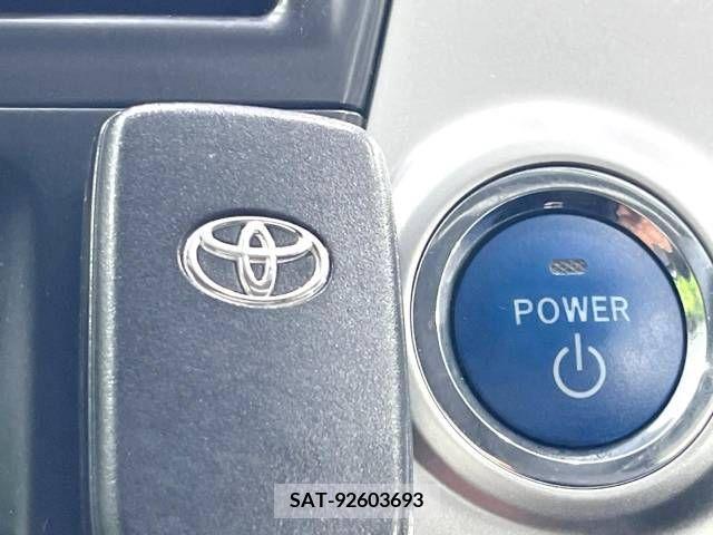 Toyota PRIUS ALPHA 2011-08 282510-5