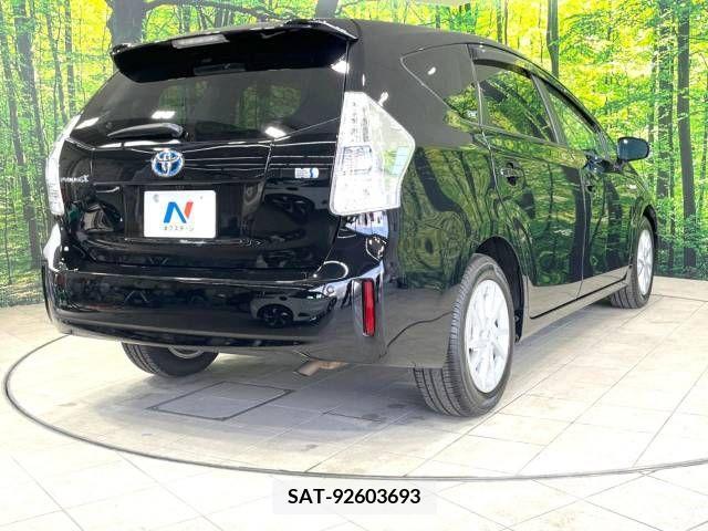 Toyota PRIUS ALPHA 2011-08 282510-17