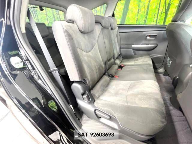 Toyota PRIUS ALPHA 2011-08 282510-8