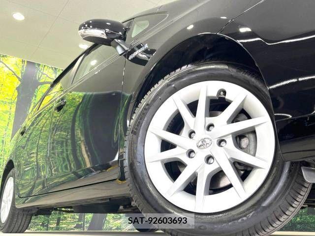 Toyota PRIUS ALPHA 2011-08 282510-13