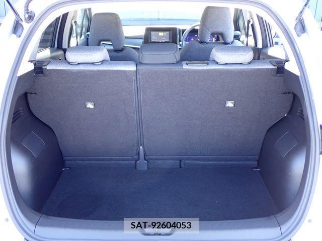 Nissan NOTE 2021-04 365308-16