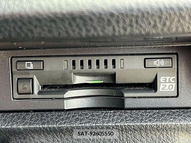 Toyota ESQUIRE 2019-03 341689-22