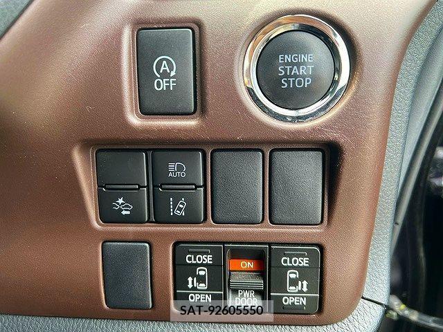 Toyota ESQUIRE 2019-03 341689-5