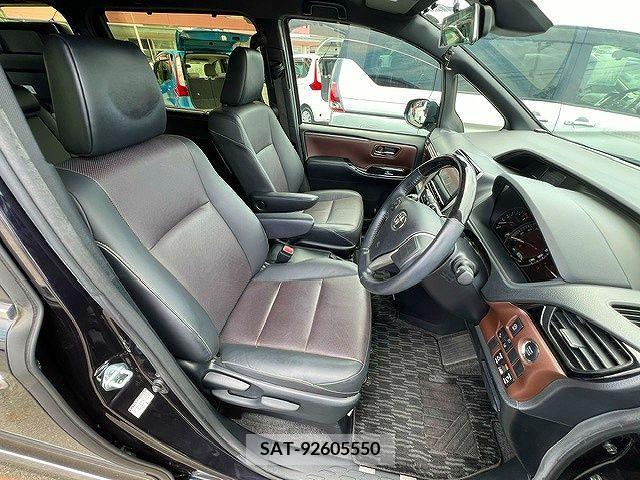 Toyota ESQUIRE 2019-03 341689-3