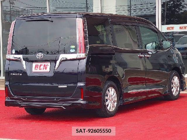 Toyota ESQUIRE 2019-03 341689-2