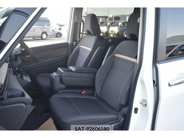 Nissan SERENA 2023-11 345545-19