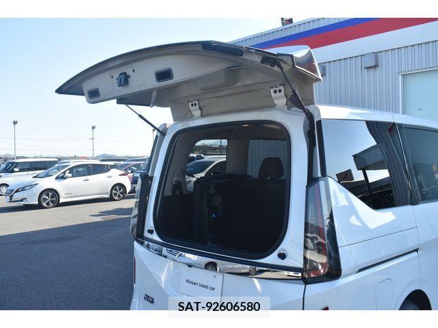 Nissan SERENA 2023-11 345545-21