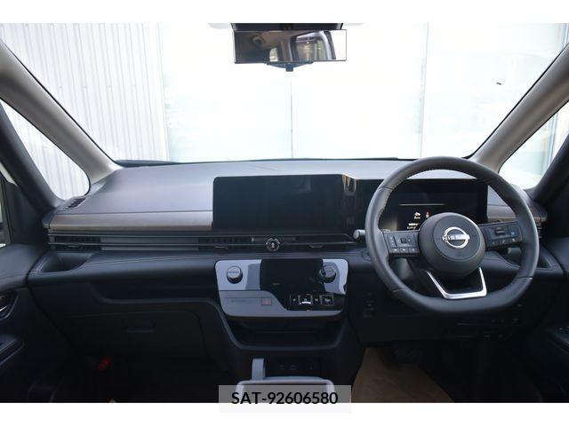 Nissan SERENA 2023-11 345545-2
