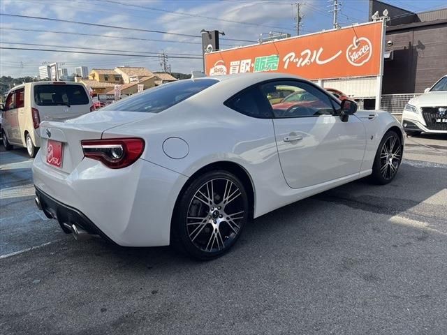 Toyota 86 2017-10 192296-4