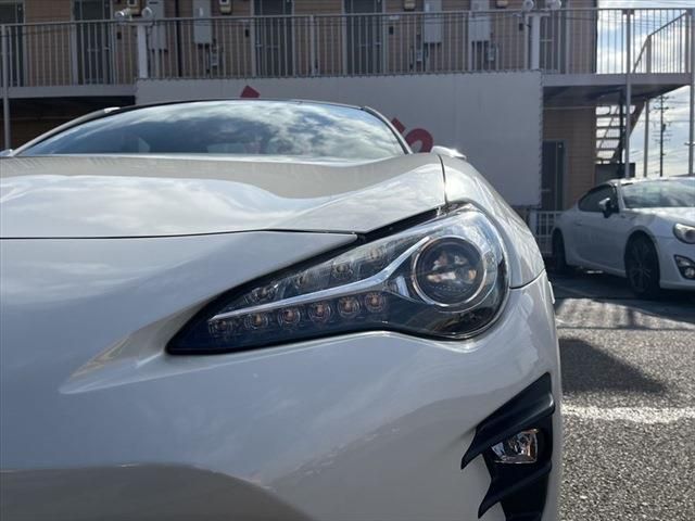Toyota 86 2017-10 192296-8
