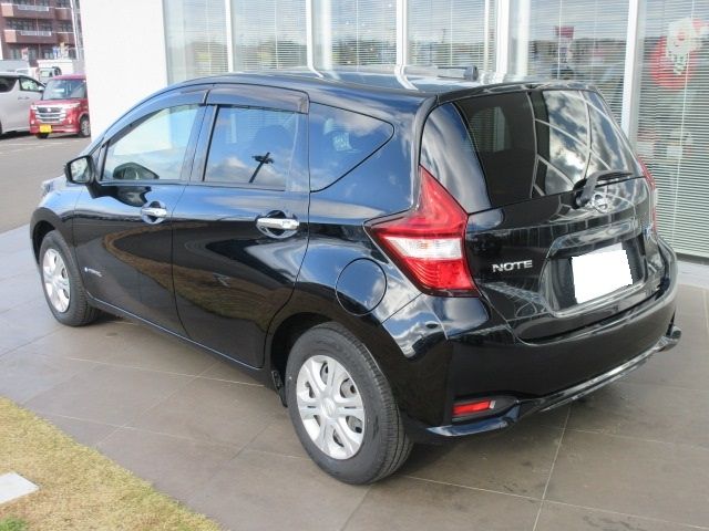 Nissan NOTE 2017-11 1742-3