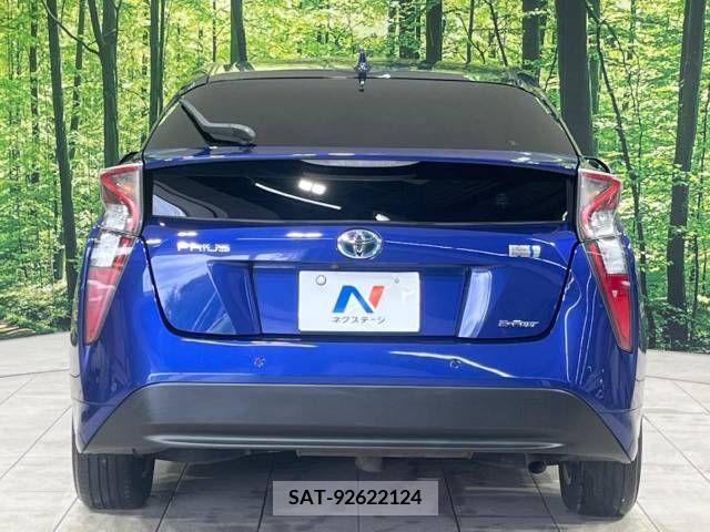 Toyota PRIUS 2016-05 322622-15