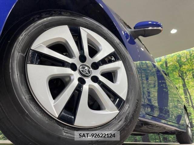 Toyota PRIUS 2016-05 322622-12