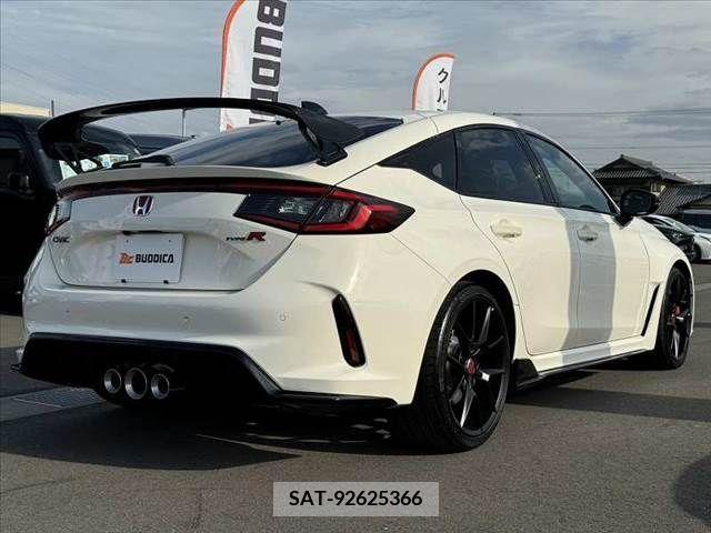 Honda CIVIC 2024-06 385102-14