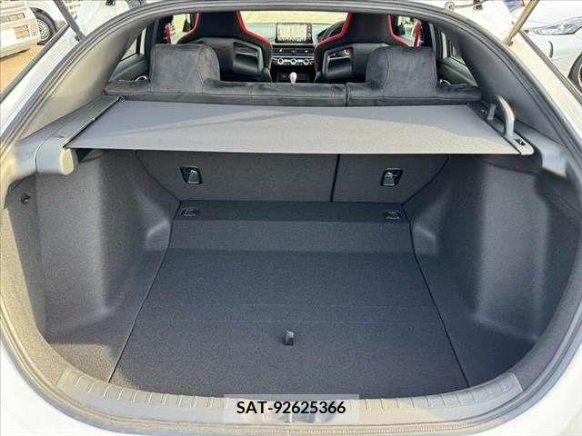 Honda CIVIC 2024-06 385102-19