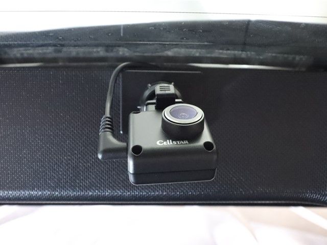 Toyota VOXY 2018-07 196083-18