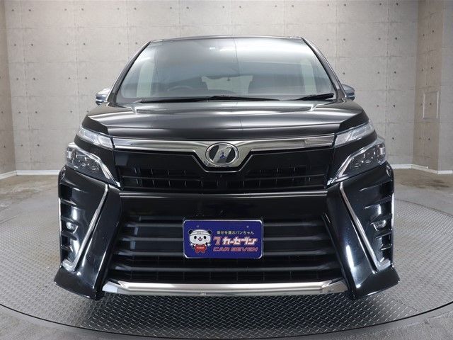 Toyota VOXY 2018-07 196083-20