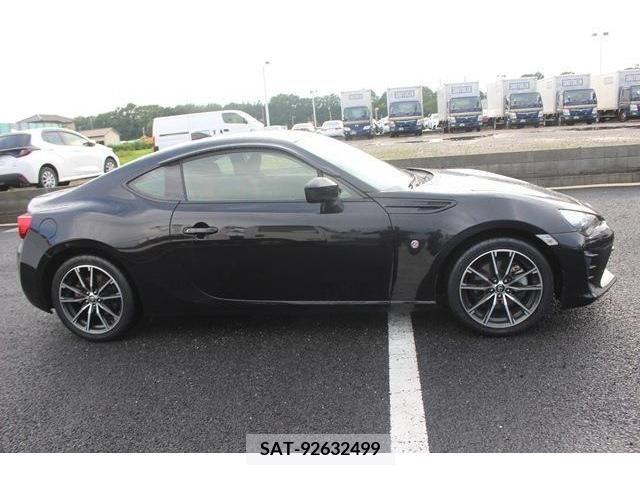 Toyota 86 2019-07 347428-10