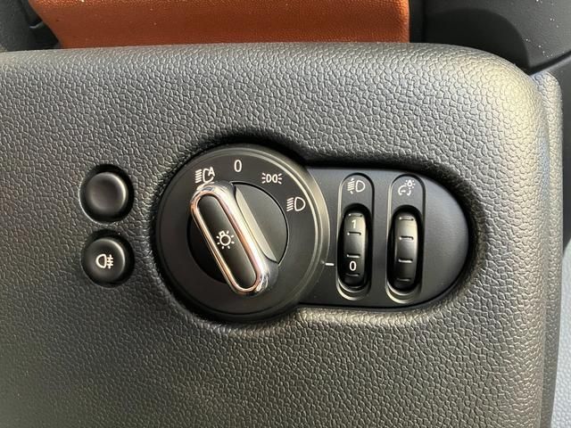 Bmw MINI 2023-07 183033-23