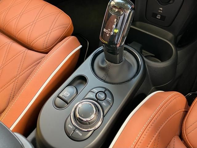 Bmw MINI 2023-07 183033-18