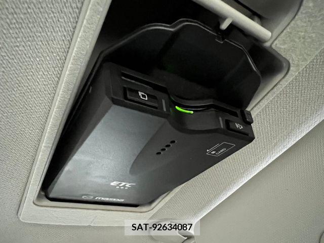 Mazda DEMIO 2019-06 296628-9