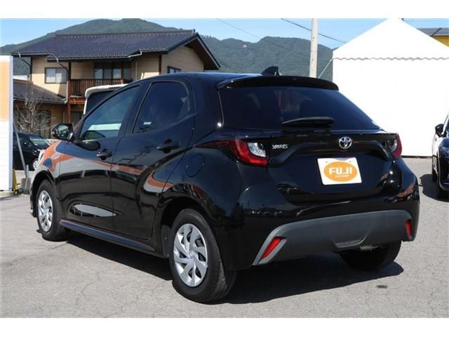 Toyota YARIS 2020-09 16616-1