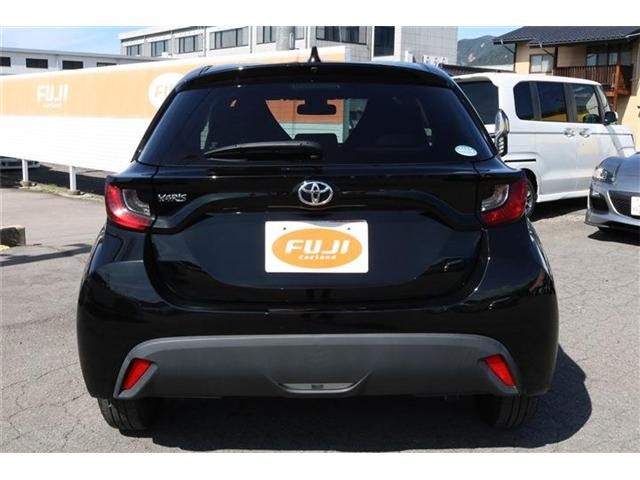 Toyota YARIS 2020-09 16616-27
