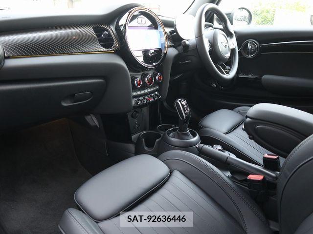 Bmw MINI 2023-04 319666-13