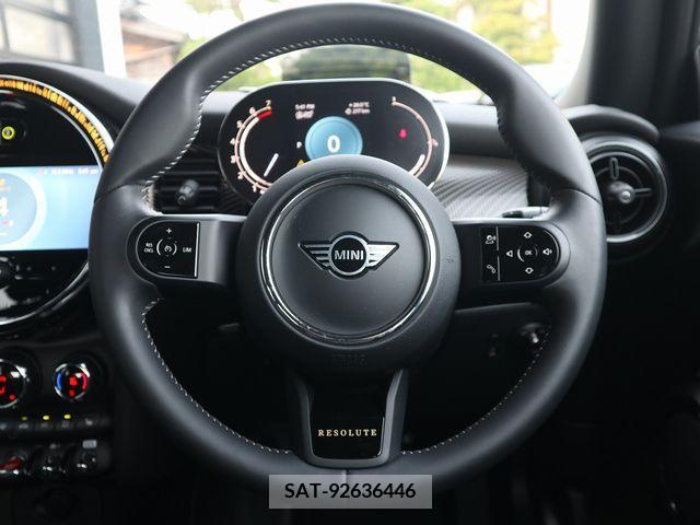 Bmw MINI 2023-04 319666-16