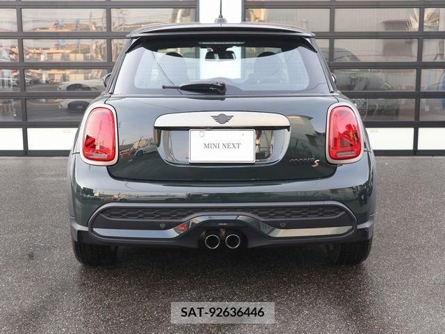 Bmw MINI 2023-04 319666-3