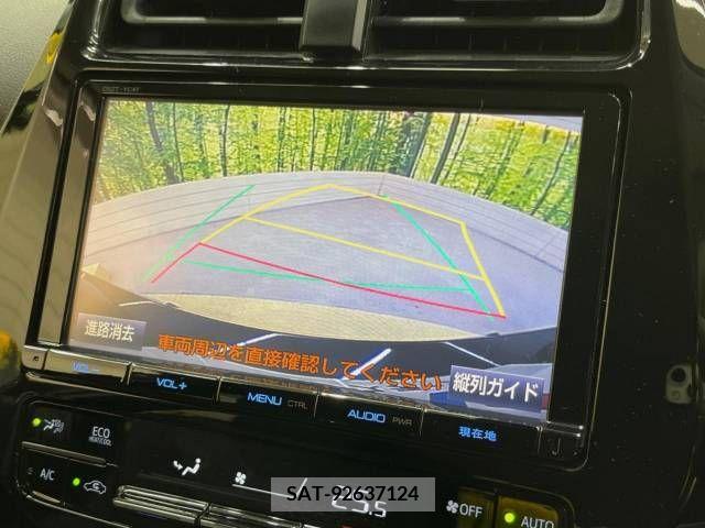 Toyota PRIUS 2017-07 282047-4