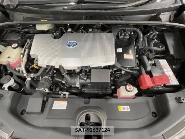 Toyota PRIUS 2017-07 282047-18