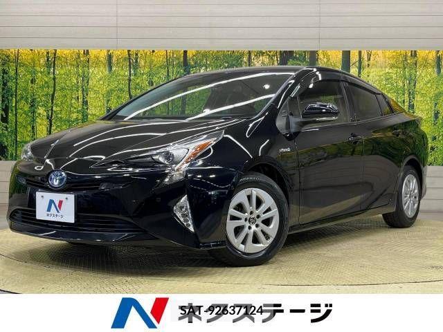 Toyota PRIUS 2017-07 282047-0