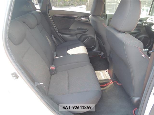 Honda FIT 2015-08 390817-20