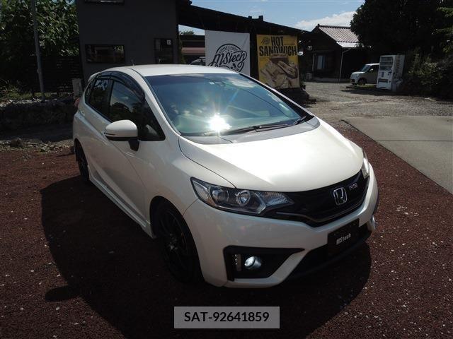 Honda FIT 2015-08 390817-1